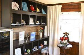 Veranda Cape Cod Family Resort