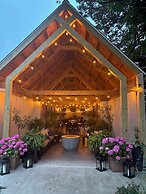 Veranda Cape Cod Family Resort