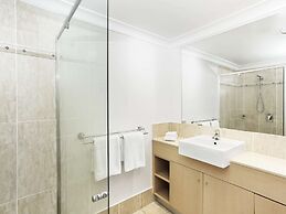 Mantra Aqueous on Port