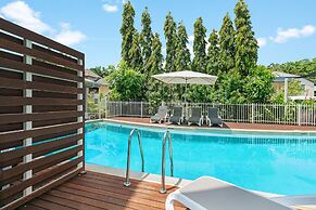 Mantra Aqueous on Port