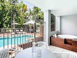 Mantra Aqueous on Port