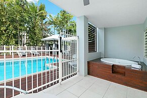 Mantra Aqueous on Port