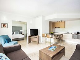 Mantra Aqueous on Port