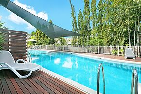 Mantra Aqueous on Port