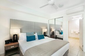 Mantra Aqueous on Port