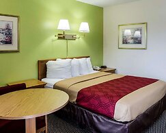 Econo Lodge University