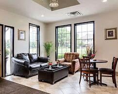 Econo Lodge University