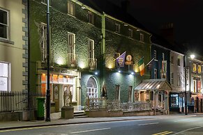 The Club House Hotel