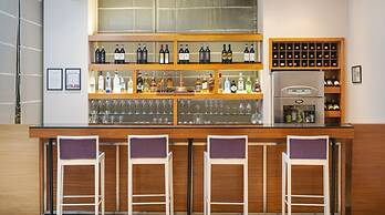 Taj Wellington Mews Luxury Residences