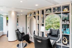 Taj Wellington Mews Luxury Residences