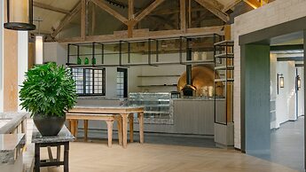 Novus Giri Resort & Spa