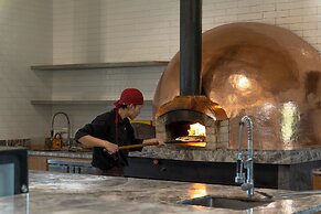 Novus Giri Resort & Spa