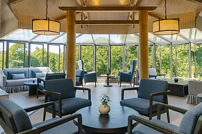 Novus Giri Resort & Spa