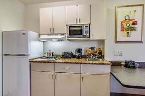 Motel 6 Saskatoon, SK