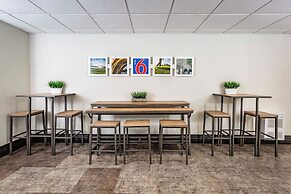 Motel 6 Saskatoon, SK