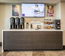 Motel 6 Saskatoon, SK