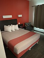 Motel 6 Saskatoon, SK