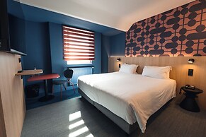 Ibis Styles Charleroi Airport Aero44