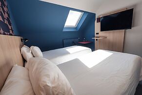 Ibis Styles Charleroi Airport Aero44