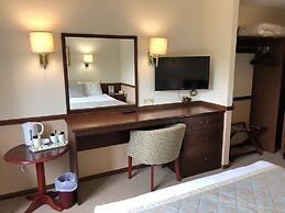 The Arden Hotel & Leisure Club