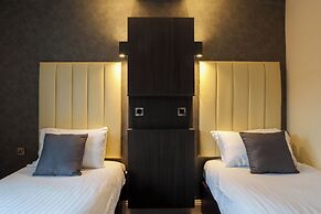 The Arden Hotel & Leisure Club