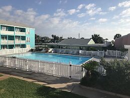 Executive Keys Condominiums on the Beach