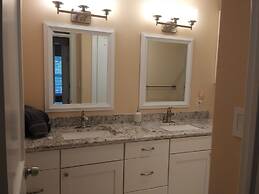 Executive Keys Condominiums on the Beach