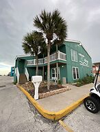 Executive Keys Condominiums on the Beach