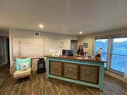 Executive Keys Condominiums on the Beach