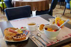 Brit Hotel Confort CAMBRAI