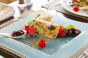 Brit Hotel Confort CAMBRAI