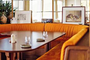 Les Roches Rouges, a Beaumier hotel