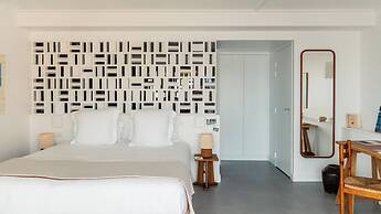 Les Roches Rouges, a Beaumier hotel