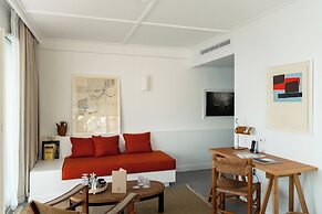 Les Roches Rouges, a Beaumier hotel