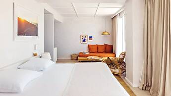 Les Roches Rouges, a Beaumier hotel