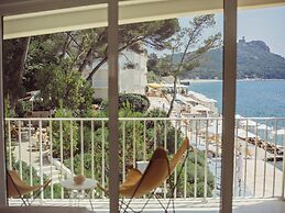 Les Roches Rouges, a Beaumier hotel