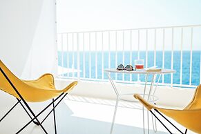 Les Roches Rouges, a Beaumier hotel