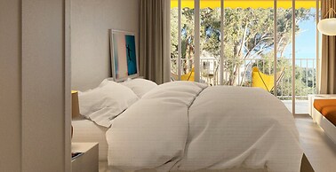 Les Roches Rouges, a Beaumier hotel