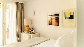 Les Roches Rouges, a Beaumier hotel