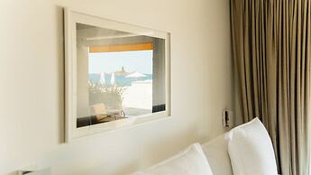 Les Roches Rouges, a Beaumier hotel