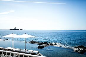 Les Roches Rouges, a Beaumier hotel