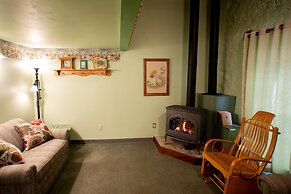 Stone Mill Hotel & Suites