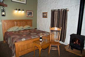 Stone Mill Hotel & Suites