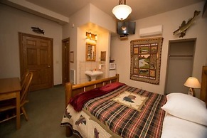 Stone Mill Hotel & Suites