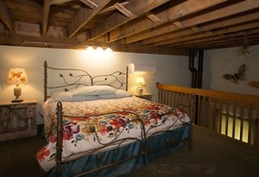 Stone Mill Hotel & Suites