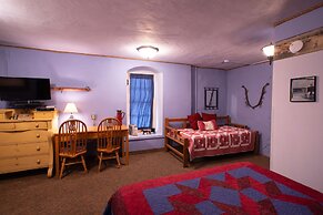 Stone Mill Hotel & Suites