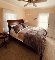 1802 House Bed and Breakfast