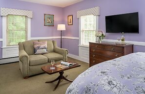 1802 House Bed and Breakfast