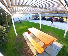 Recreation Inn & Suites