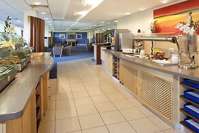 Holiday Inn Express Cardiff Airport by IHG